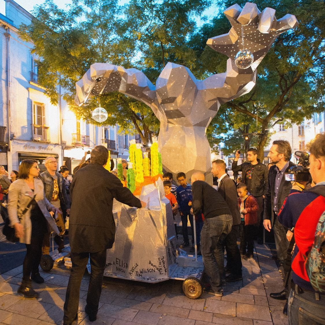 The New Patrons of Tours ,Public Inauguration on November 24, 2004