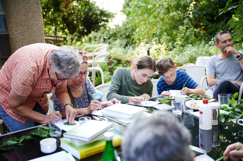 Auftraggeber:innen von Mönchengladbach bei Gartenworkshop mit Caroline Pekle